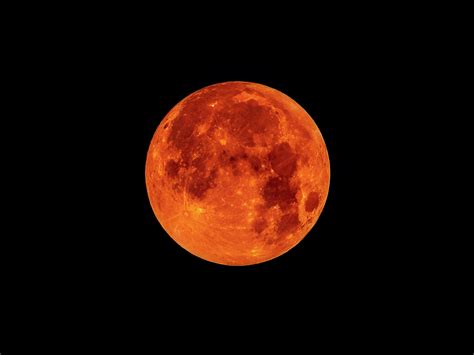 The Magic Blood Moon and Its Connection to Witchcraft and Paganism